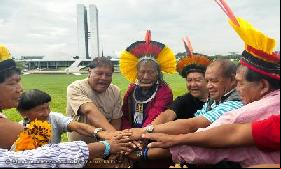 Chief Raoni Metuktire ed by other important Amazonian leaders to launch climate sentinel alliance in run up to COP 21